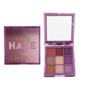 Huda Beauty purple haze eyeshadow palette